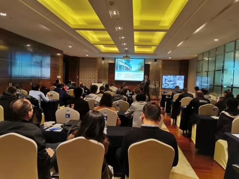 久久久www成人免费无遮挡大片