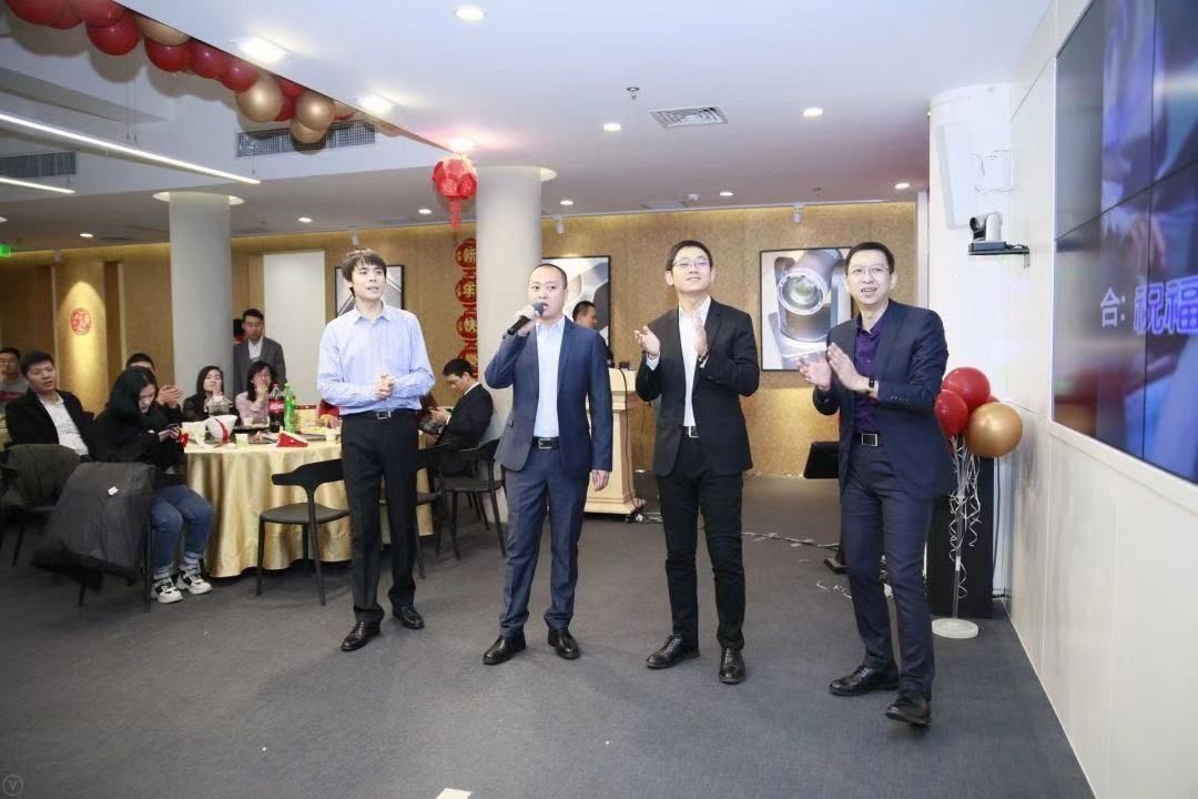 1605599478166977.jpg ca5c1a31376fe089589071d134663813.jpg